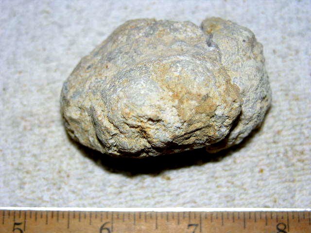 Geode pair opened with crystal centers 2.5 inch G65
