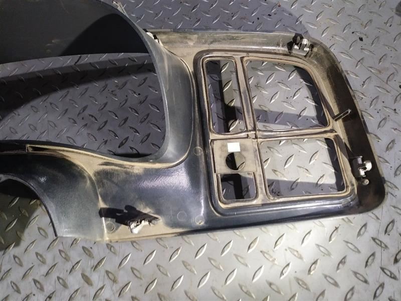 SILVRDO15 2004 Dash Bezel 401156
