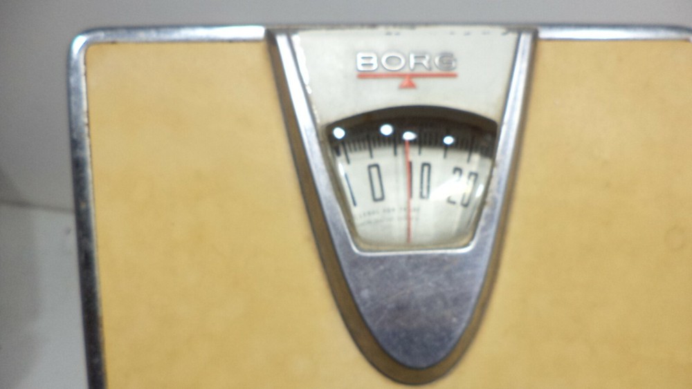 Vintage Mid Century Modern Atomic Era Borg Bathroom Scale