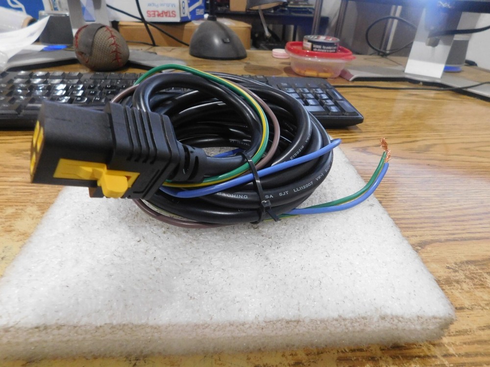 Volex Model: VAC19KS Power Cord