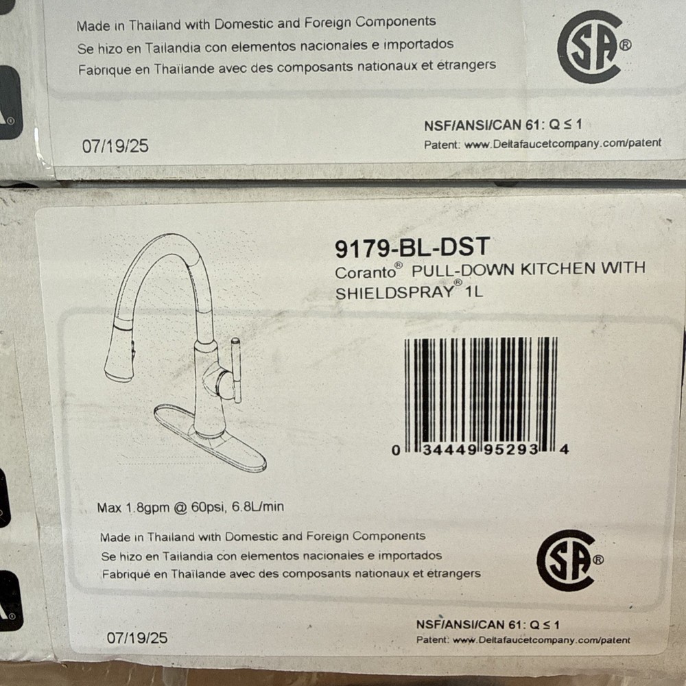 Delta Coranto 9179-BL-DST Single Handle Pull-Down Kitchen Faucet - Matte Black