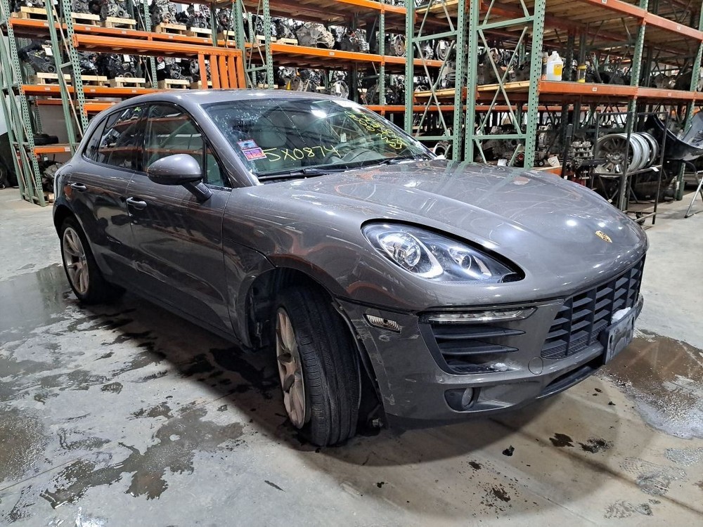 2016 Macan Camera/Projector Sku#4302952