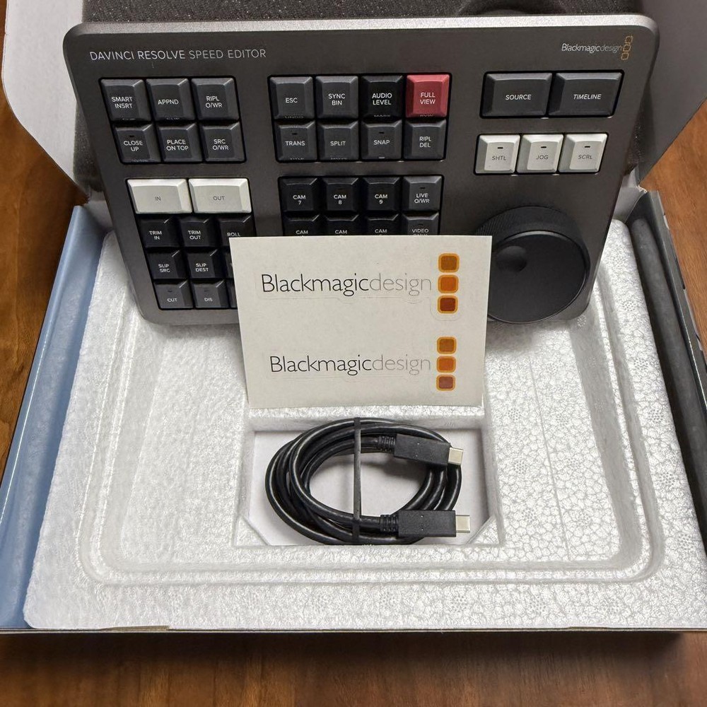 Blackmagic Design DaVinci Resolve Speed Editor Black