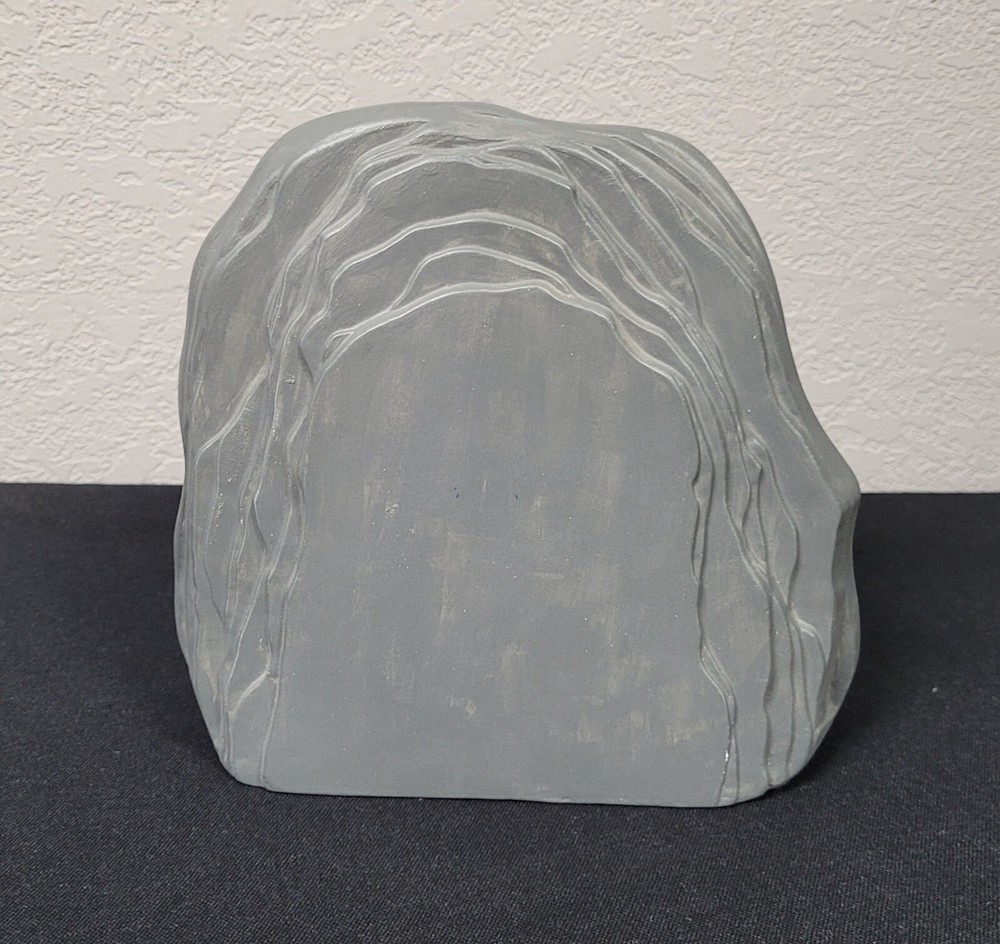 Hand-Painted Ceramic Wolf Rock - Wolf Howling In The Woods Ceramic