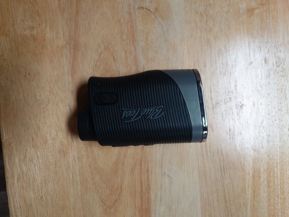 BlueTees Max3plus GOLF Rangefinder Black/white/blue