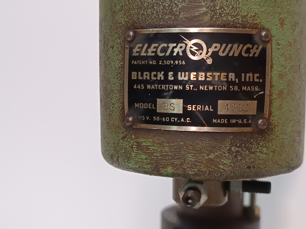 Black & Webster Electro-Punch BS Electrical Impact Hammer with Linemaster Switch