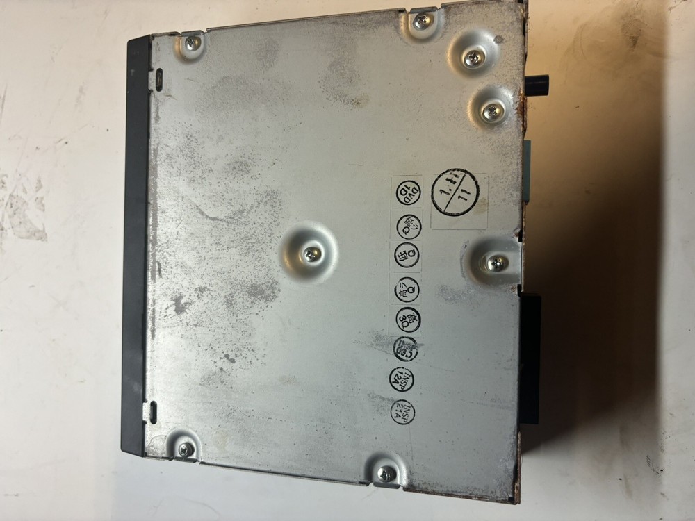 Range Rover Sport L320 06-09 OEM Navigation Unit Computer Player YIB500070