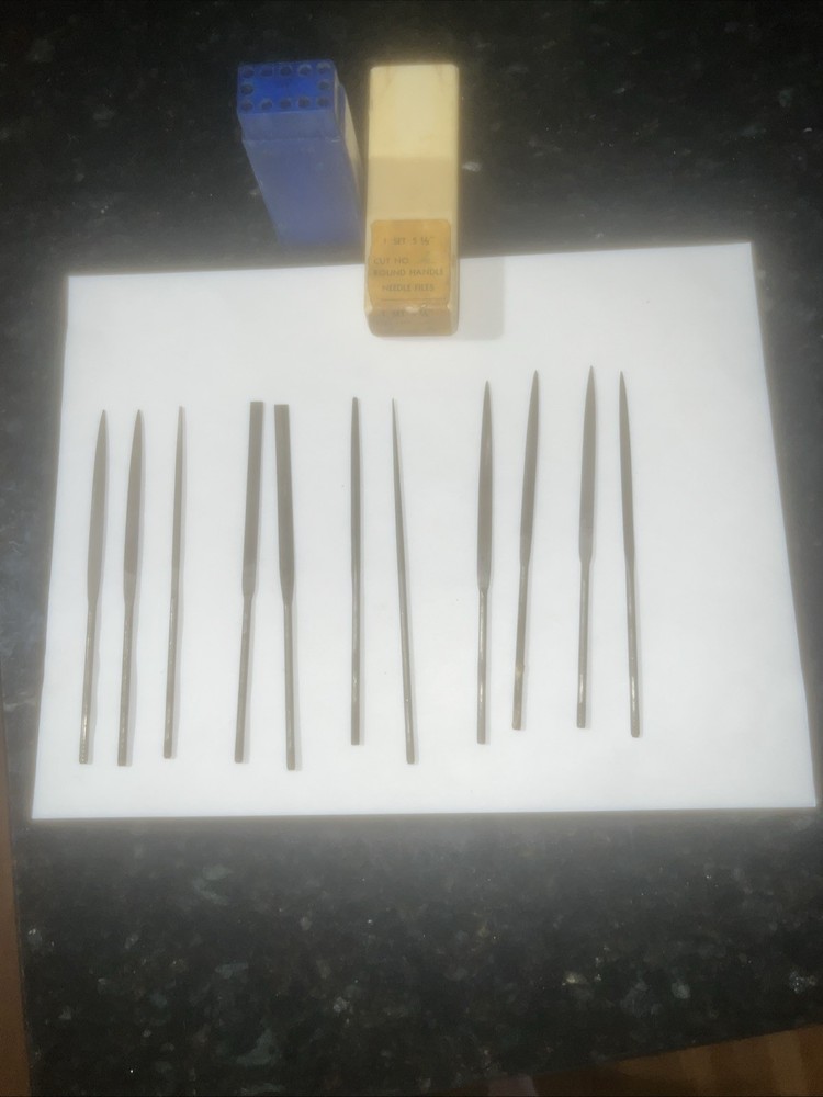 Set Of 11 Round Handle Needle Files In Case