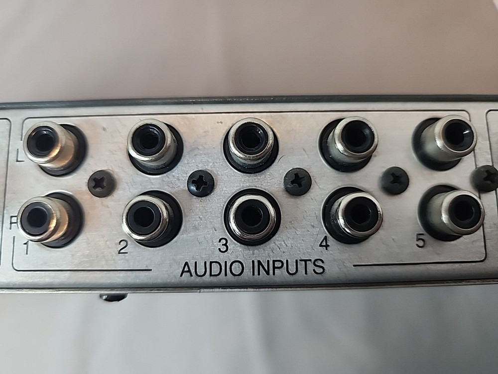 Kramer Electronics VS- 5x4 Vertical Interval Audio Video Switcher