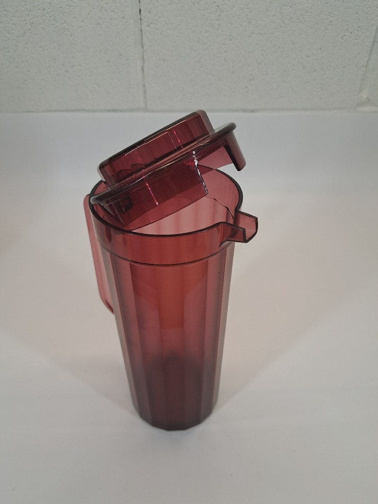 Tupperware 2 qt Pitcher Ruby Red Acrylic Proludio 2003b-2 & 2004A-2