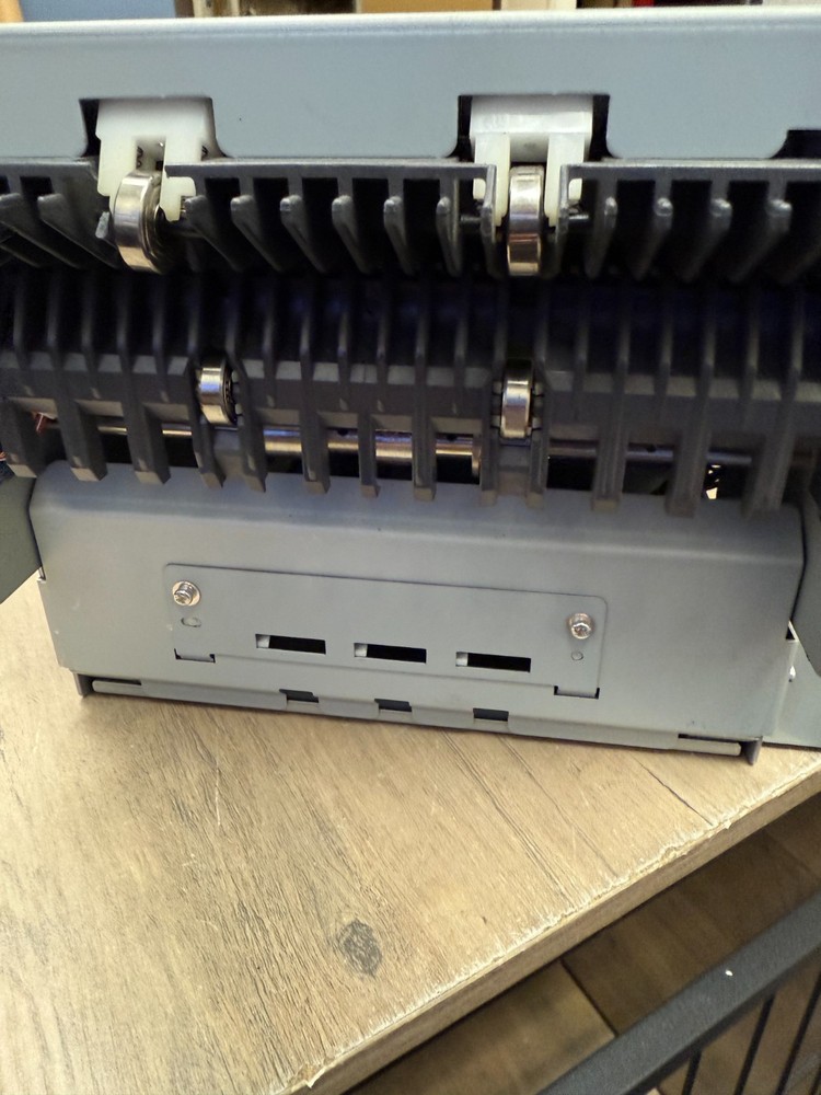 NCR 009-002973 BILL VALIDATOR UNTESTED READ