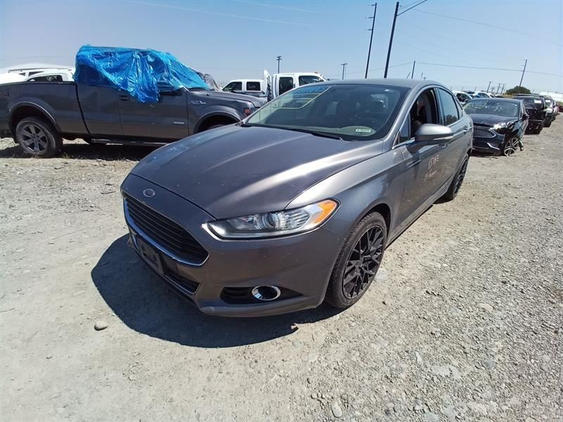 Front Display Screen from 2013 Ford Fusion 10870427