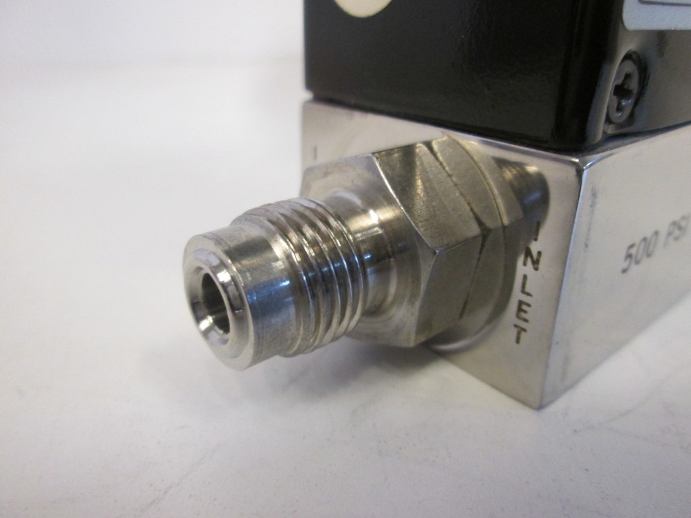 Unit Instruments, UFC-1100, Mass Flow Controller, 10 SLM, O2, Used