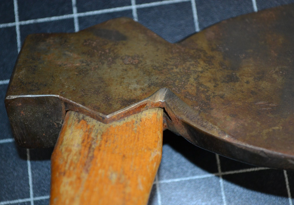 KOLORADO KLIPPER - CAMP HATCHET