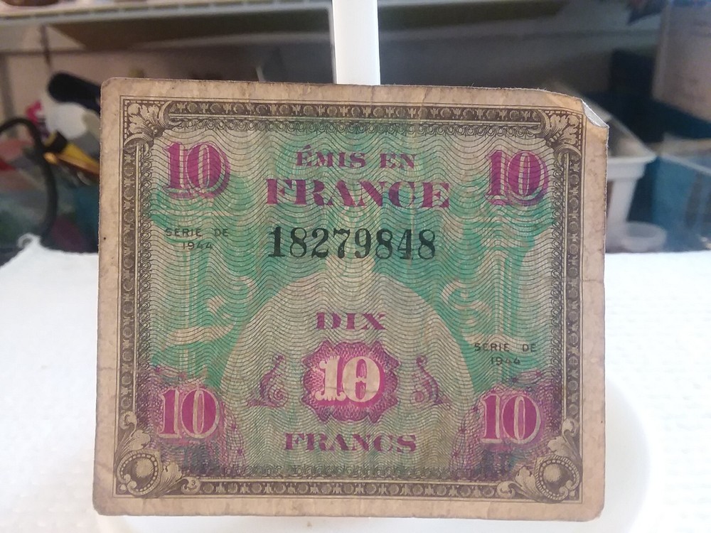 France - WWII 1944 10 Francs Note