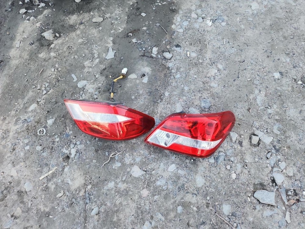 MIRAGE 2018 Glove Box 4998983