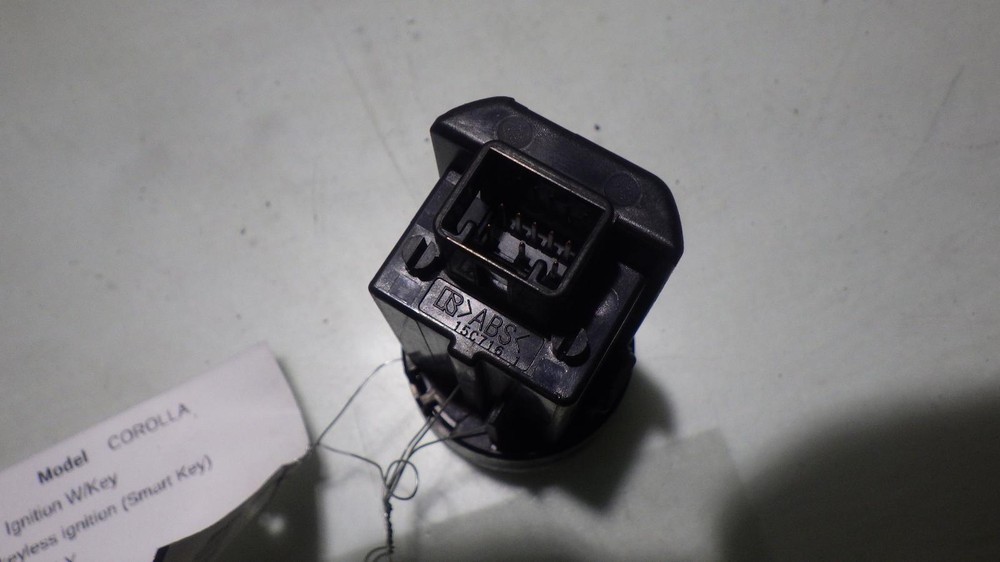 17 TOYOTA COROLLA ENGINE START STOP BUTTON SWITCH