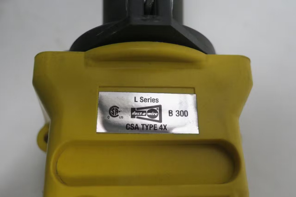 Duct-o-wire L SERIES 4-button Pendant Kit