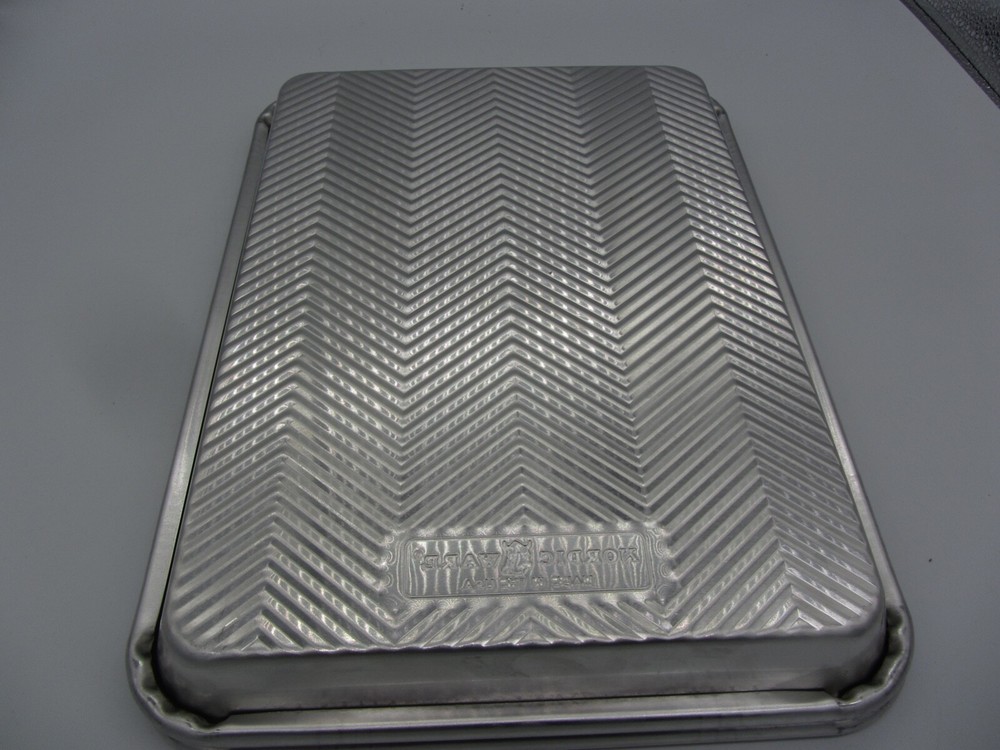 Nordic Ware 2 Pack Prism Quarter Sheets New!!