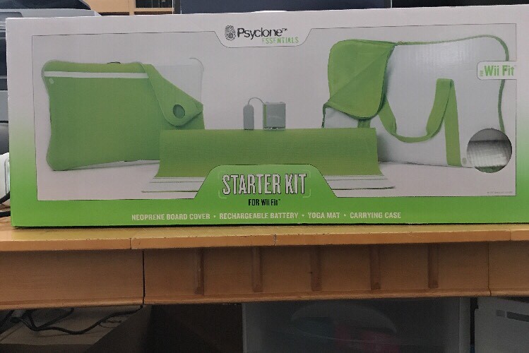 Psyclone  Essentials  Starter Kit for Wii Fit ~ BRAND NEW