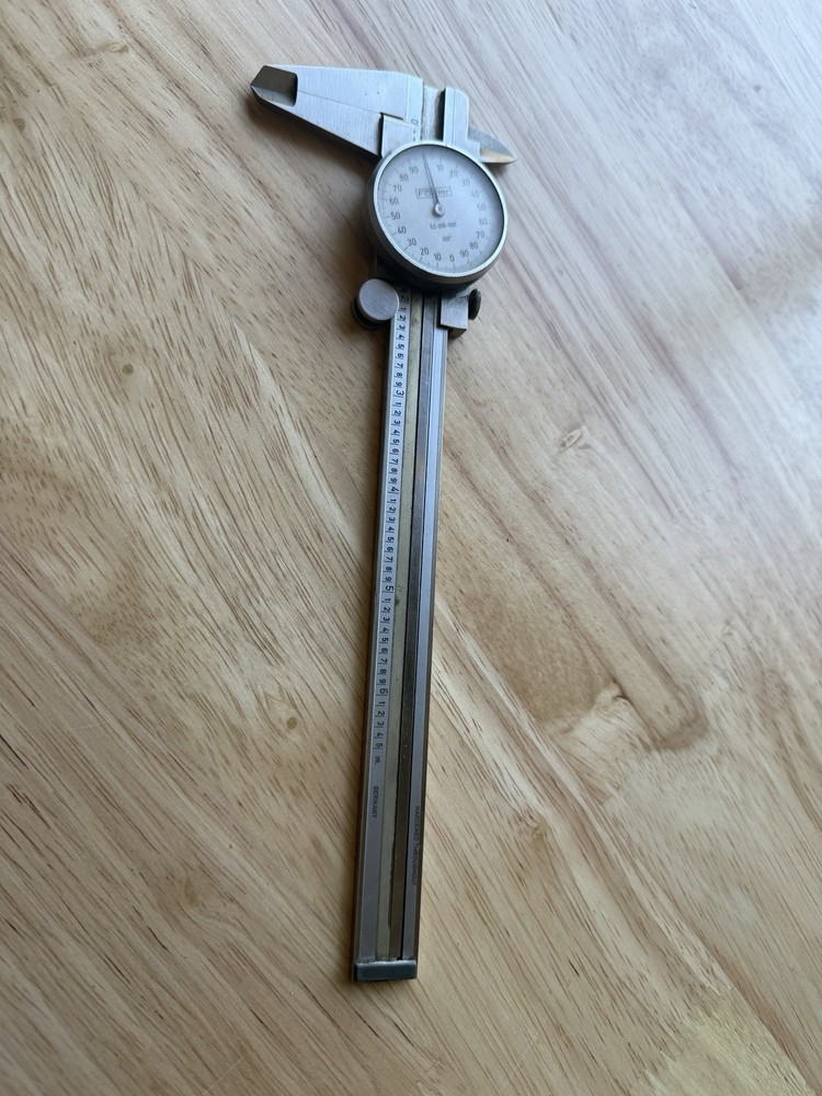 Fowler dial caliper