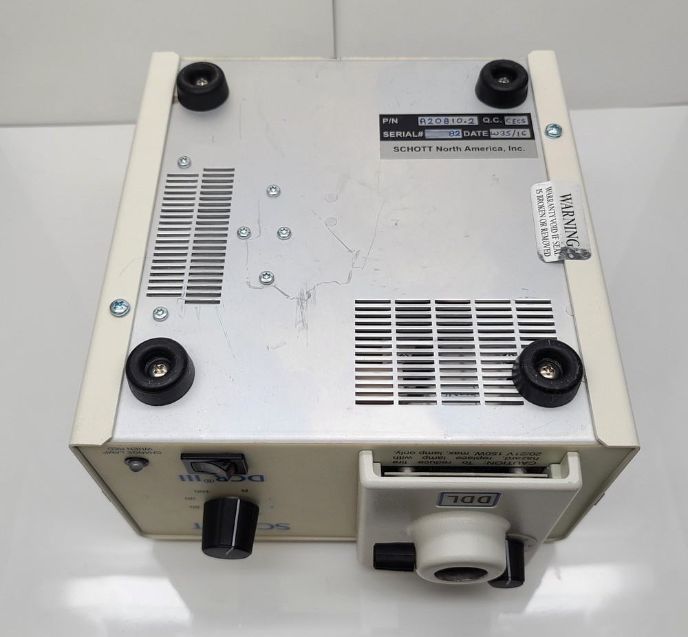 SCHOTT DCR III Light Source