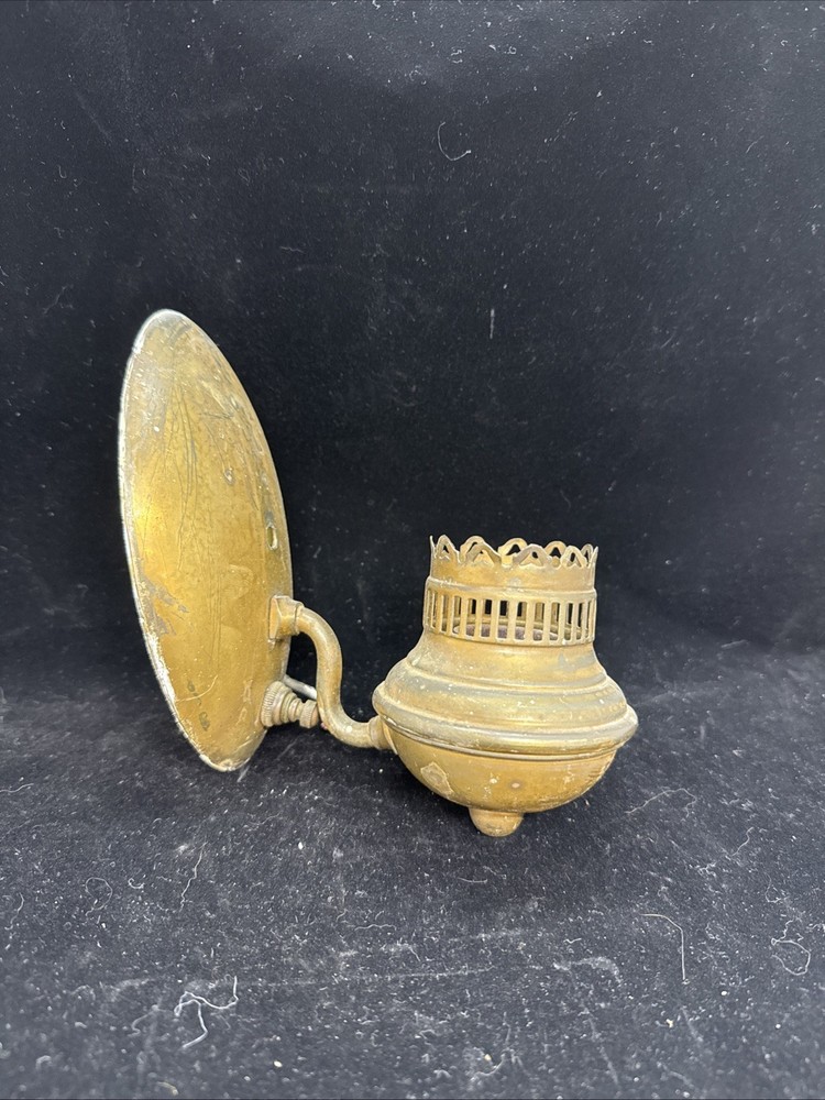 Vintage Simple Brass Lighted Wall Sconce