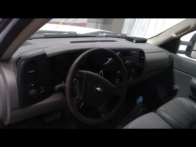 SILVRDO15 2009 Headrest 341084