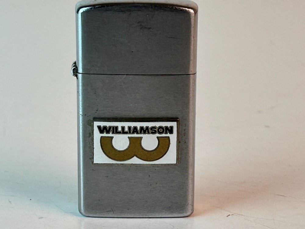 Penguin Japan "Williamson" Cigarette Lighter, Original