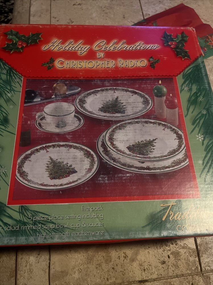 Christopher Radko holiday celebrations dinnerware 7 Piece set earthenware