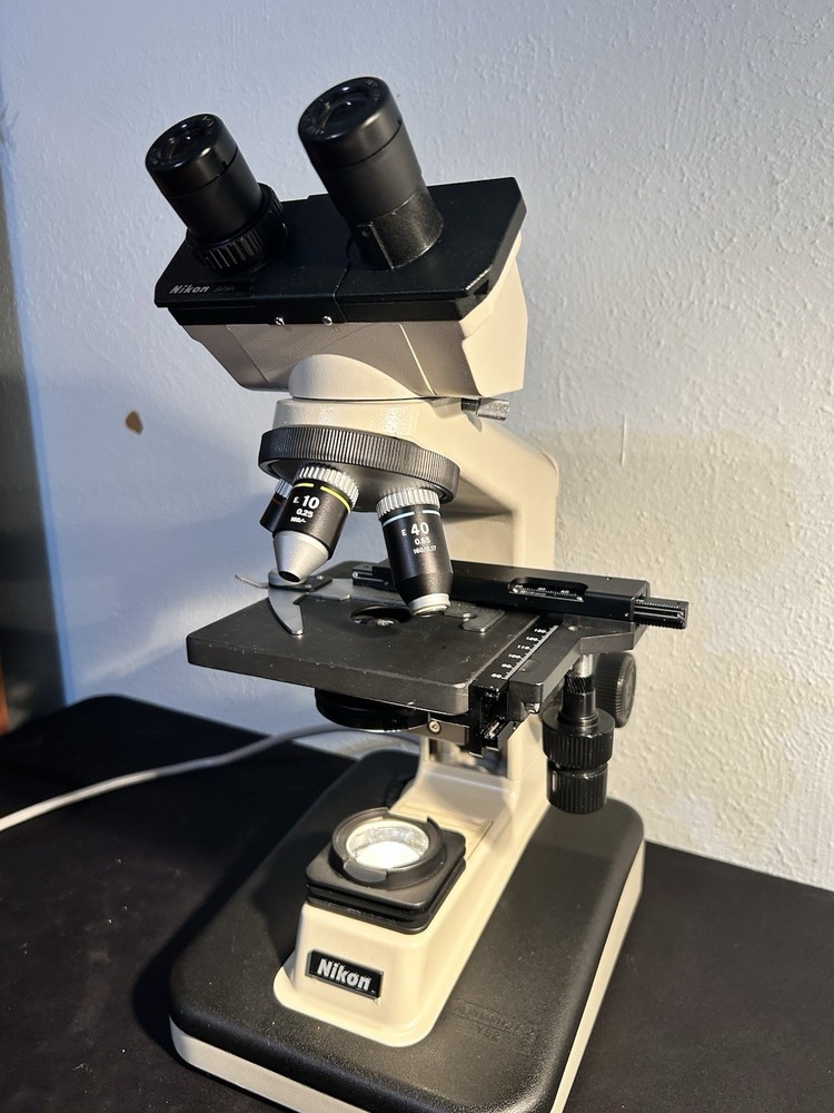 Nikon YS2-T Alphaphot 2 Microscope With Objectives E4 0.10/ E10 0.25/ E40 0.65