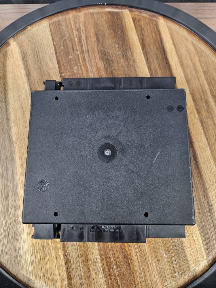 2004-2006 VW PHAETON - Front Right SEAT / Backrest Control Module 3D0959759B