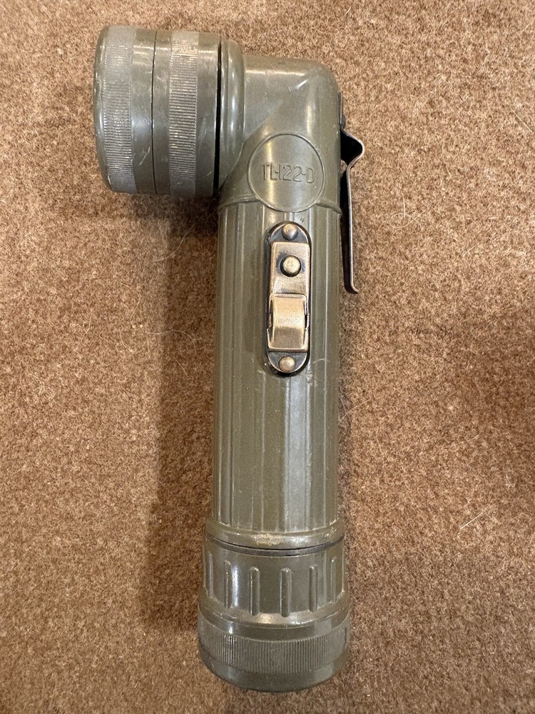 Original WW2 USGI TL-122D Flashlight