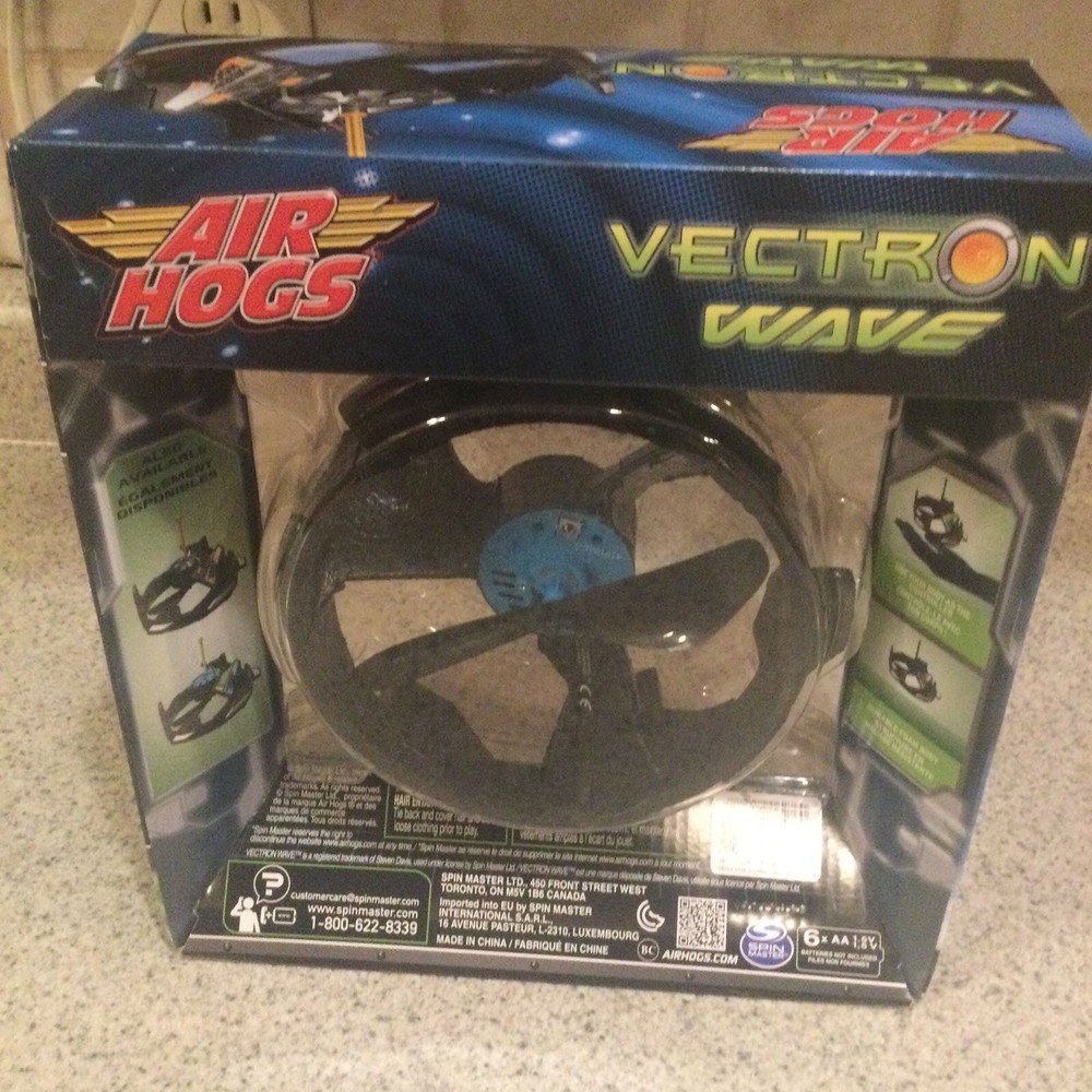 Air Hogs UFO Light Vectron Wave Hand ControlledFX Flyer, Multi Colors