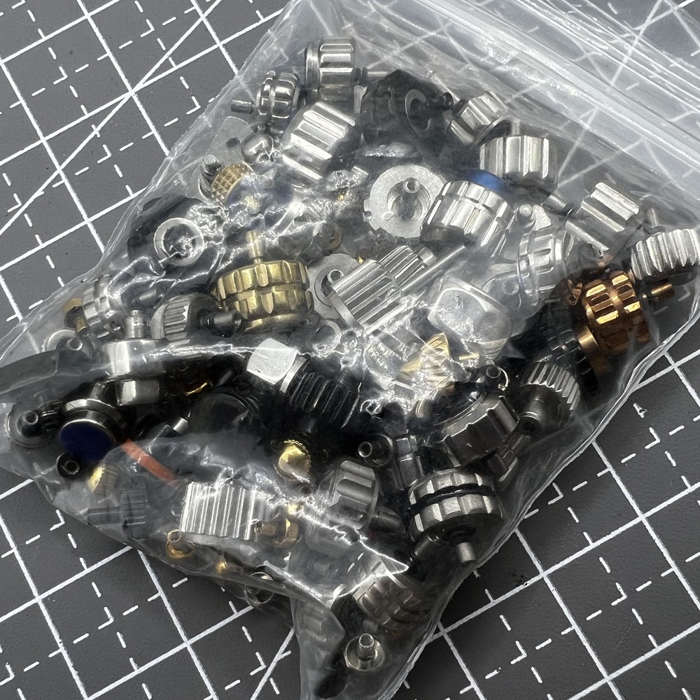 100 PIECES/Pack Assortment Multiple Sizes Mixed Packaging Watch Crown