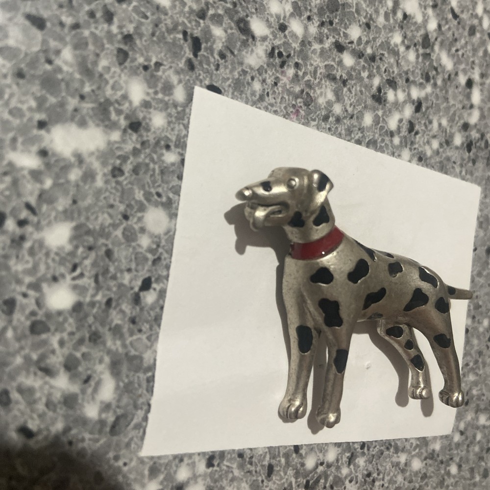 Silver toned Dalmatian lapel pin