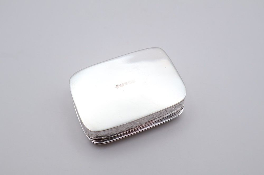 Contemporary Solid Silver Snuff Box Hallmarked Sheffield 2002