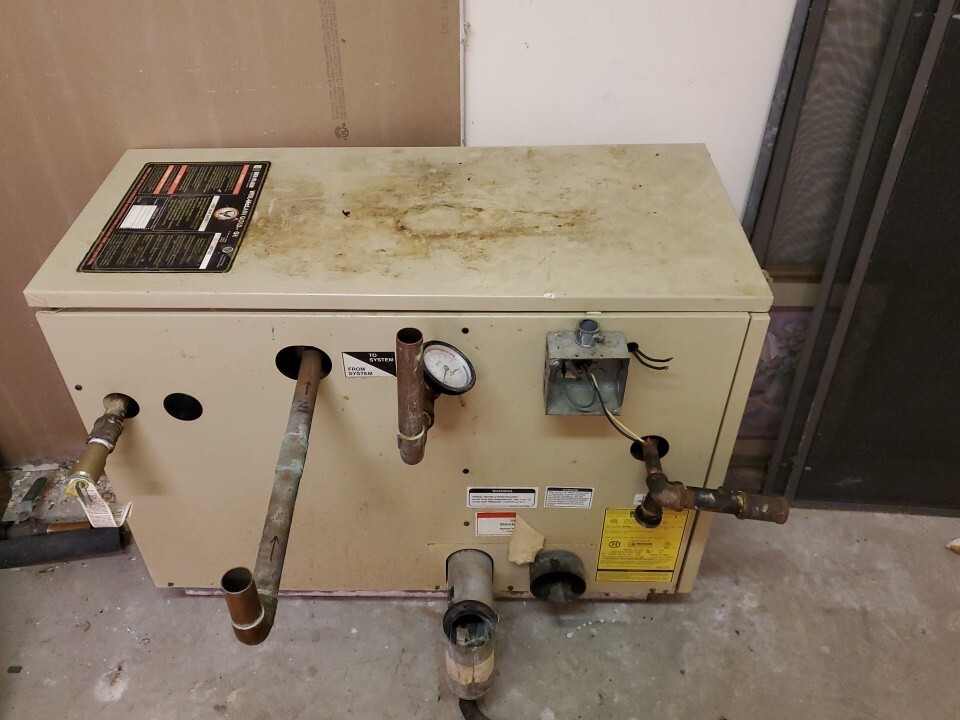 Weil-McLain gv-6 gas boiler tan and good condition PICK UP ONLY