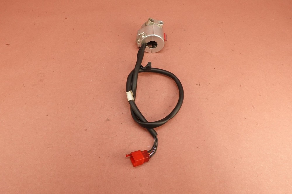 2003-2008 Honda VTX1300S Right Handlebar Stop Start Kill Switch