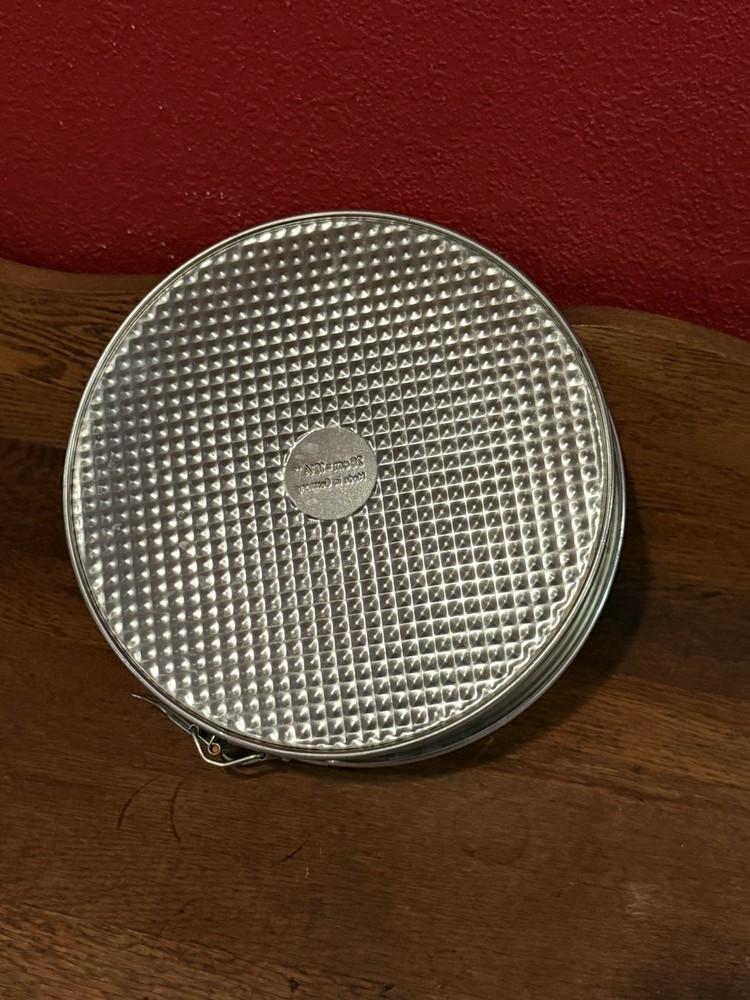 Springform Cake Baking Pan Bakeware Made in Germany 10 1/4”