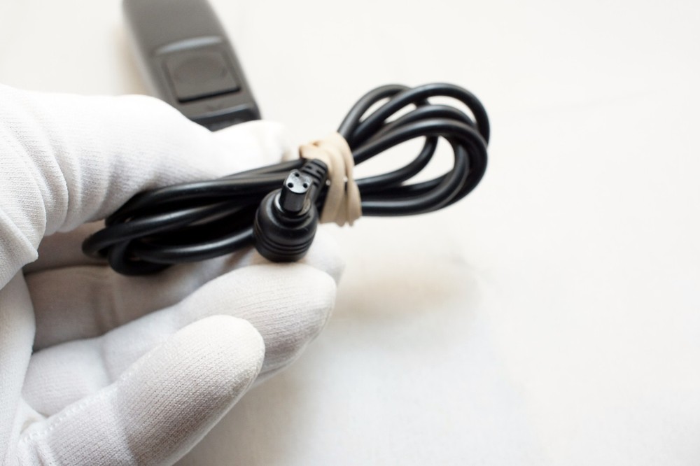 Shutter release wired 3 pin