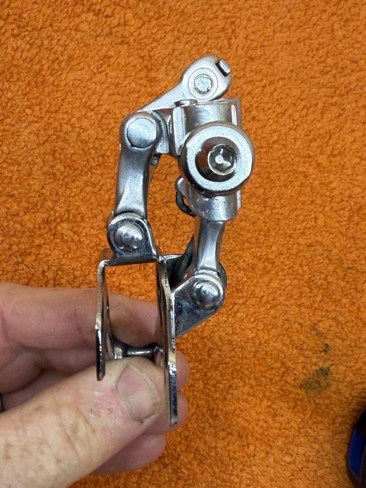 Suntour Cyclone Vintage Front Derailleur Braze-On Bottom Pull