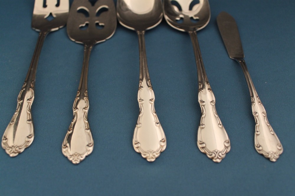 Oneida WHITTIER Serving (5pc Set) Tablespoon Fork Pierced Oneidaware Stainless