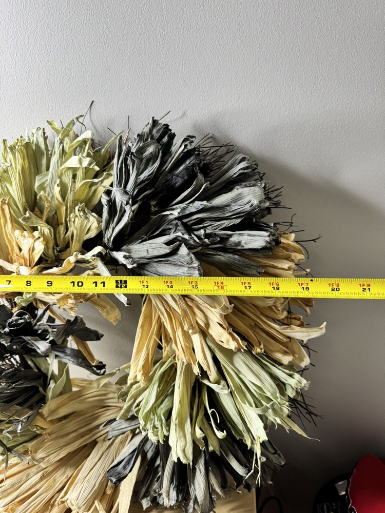 Round Colored Corn Husk Wreath