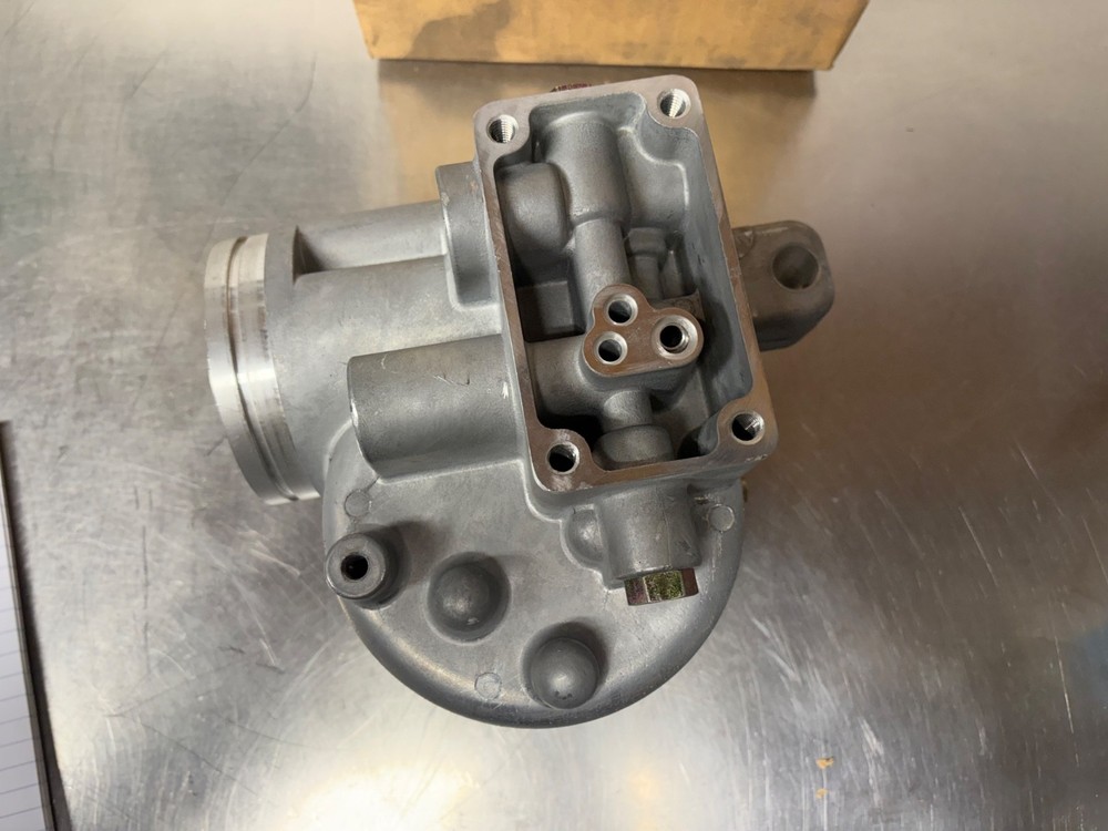 NEW GENUINE MEYERS 15573 Sump Base E46 E47 E57 E57H