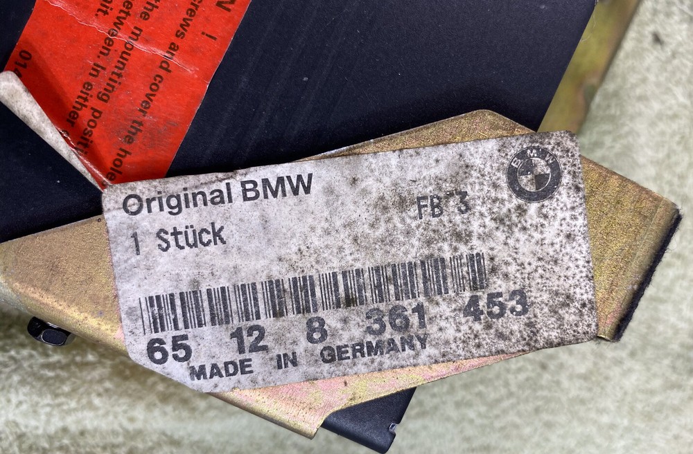 00 bmw 528i Trunk Cd Changer Unit Assembly