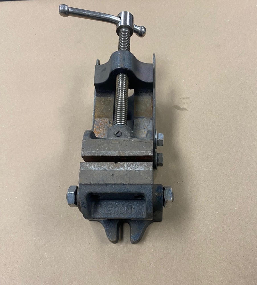 ERON 2-1/2" TILTING VISE