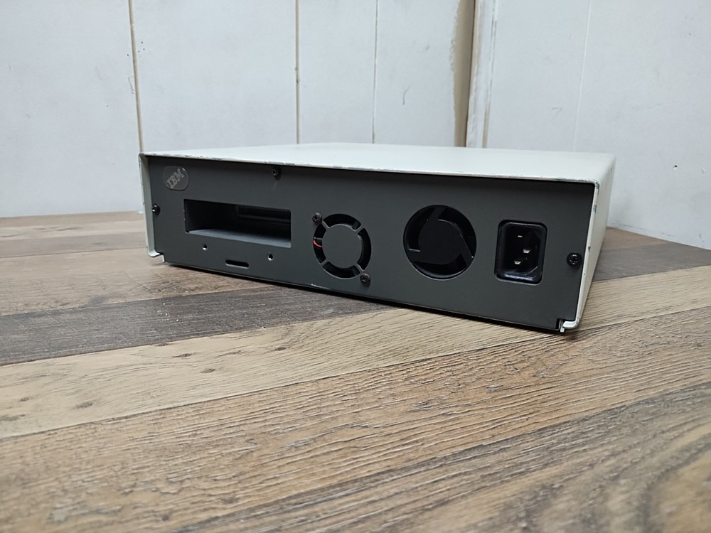 IBM Type 7208-012 External SCSI Tape Drive