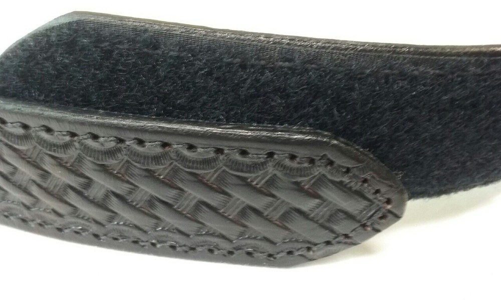 GOULD & GOODRICH LEATHER BASKETWEAVE 1 1/2" GARRISON HOOK & LOOP SIZE SMALL