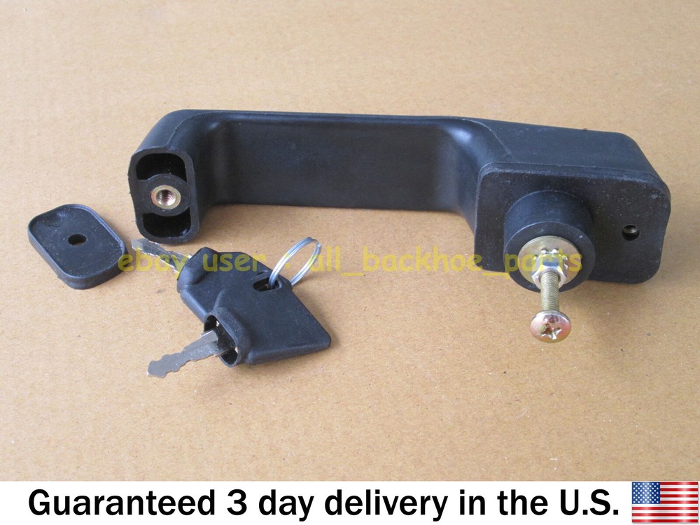 JCB BACKHOE- DOOR HANDLE WITH 2 KEYS (PART NUMBER 123/02590)